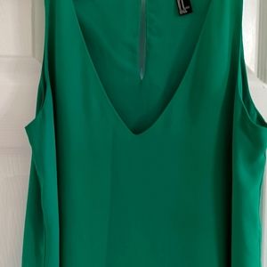 Forever21 Loose Flowing Sleeveless Blouse